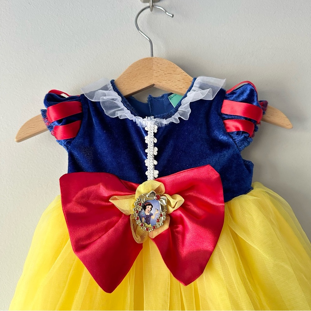 Disney Snow White Dress - Picture 2 of 7